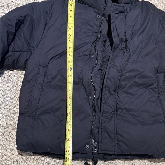 Aritzia Black SuperPuff Jacket - Picture 7 of 7